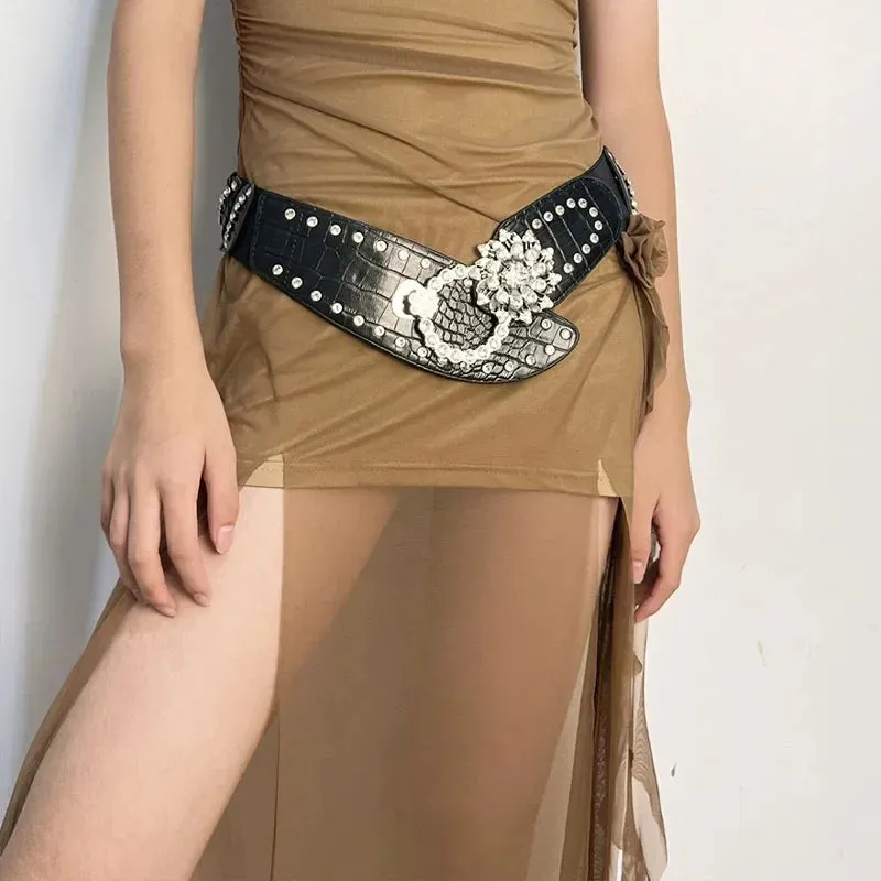 Sexy Rhinestone Flower Belt - Vintage Punk Metal Buckle Y2K Wide Waistband